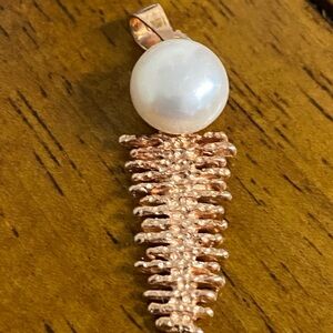 Fresh Water Pearl Pendant